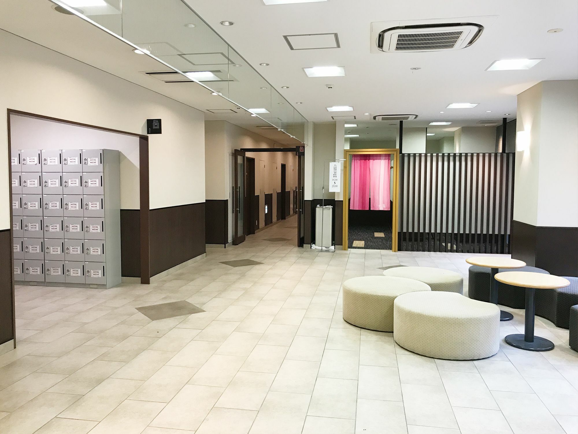 Osaka Academia Hotell Eksteriør bilde